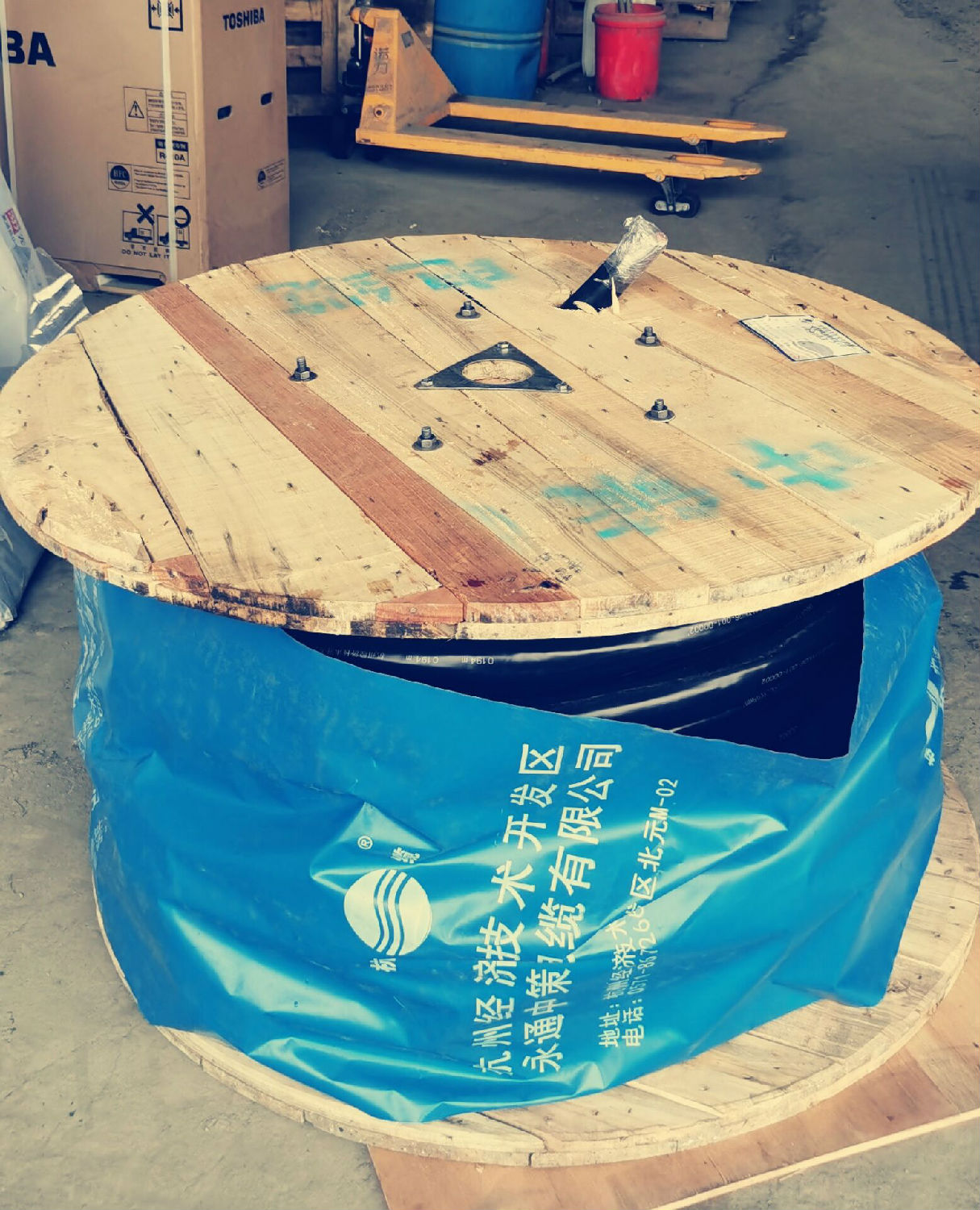 YJV3*185+1*95電線電纜