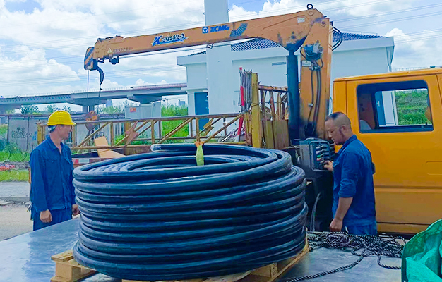 銅電纜.jpg 銅電纜.jpg