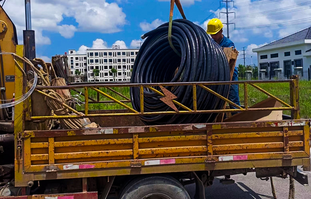 銅電纜1.jpg 銅電纜1.jpg